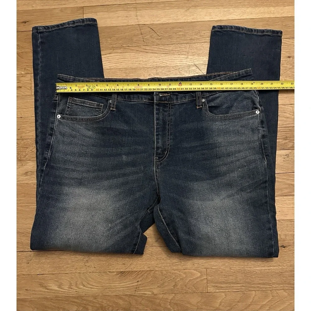 ✨‎ Nova Men Dark Wash Straight Leg Denim Jeans Classic Casual Size 38 ✨